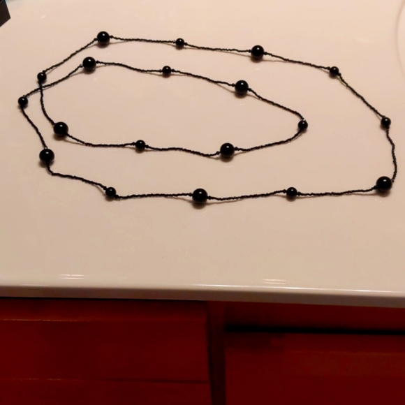 Adjustable black bead necklace - Picture 3 of 3